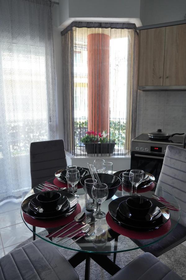 Poseidon'S Premium Apartment Katerini Bagian luar foto